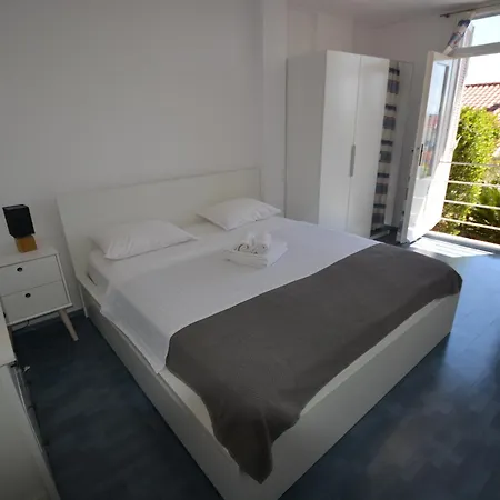 Sunny Cottage Holiday home Petrcane