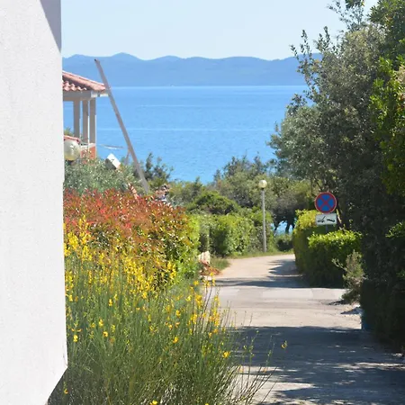Sunny Cottage * Petrcane