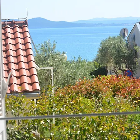 Holiday home Sunny Cottage *